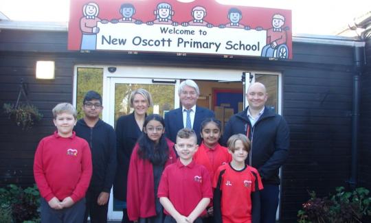 Andrew Mitchell visits New Oscott Primary School and meets Headteacher Alison Walklett